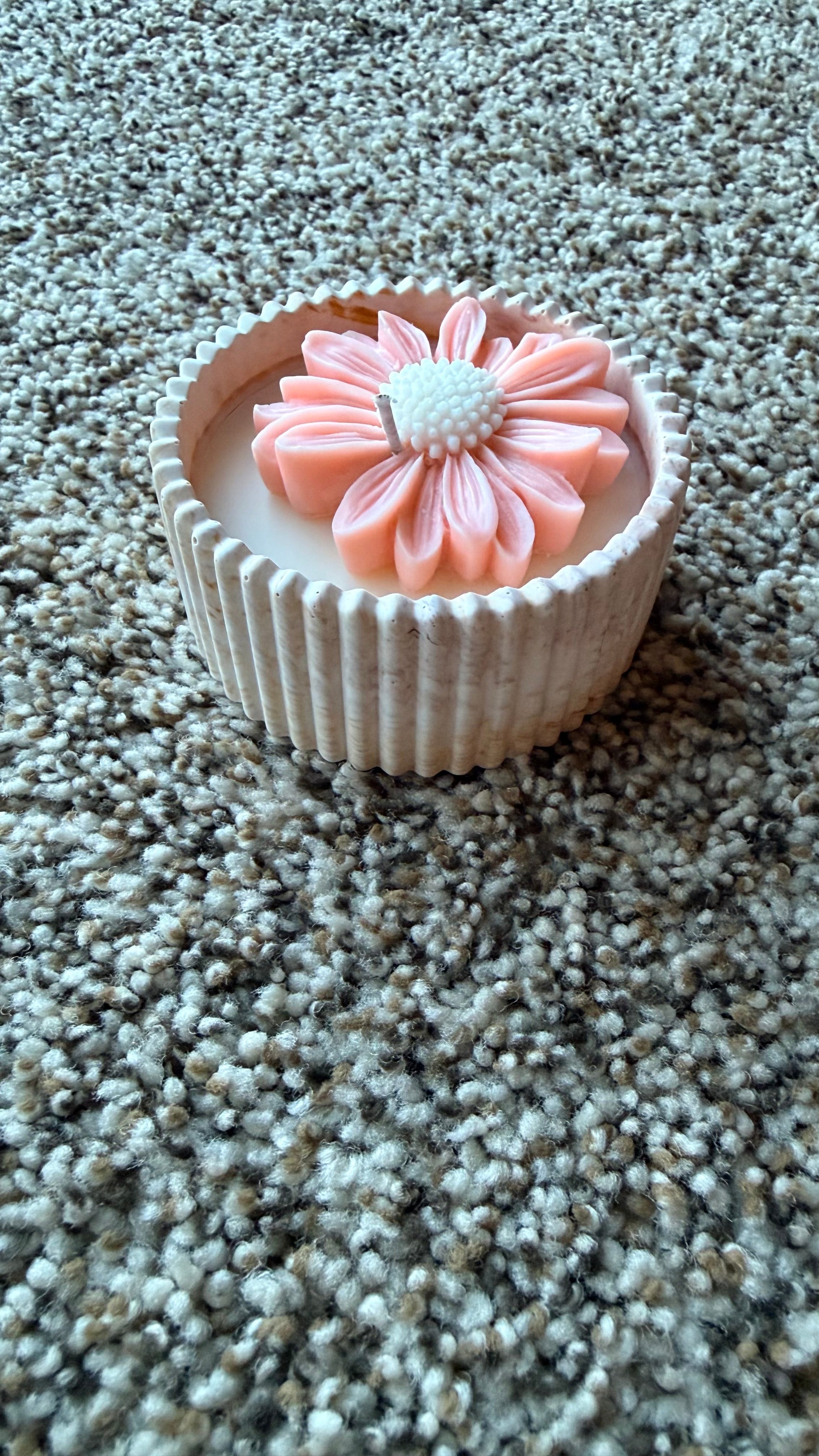 Baby Pink Mini Bloom Candle