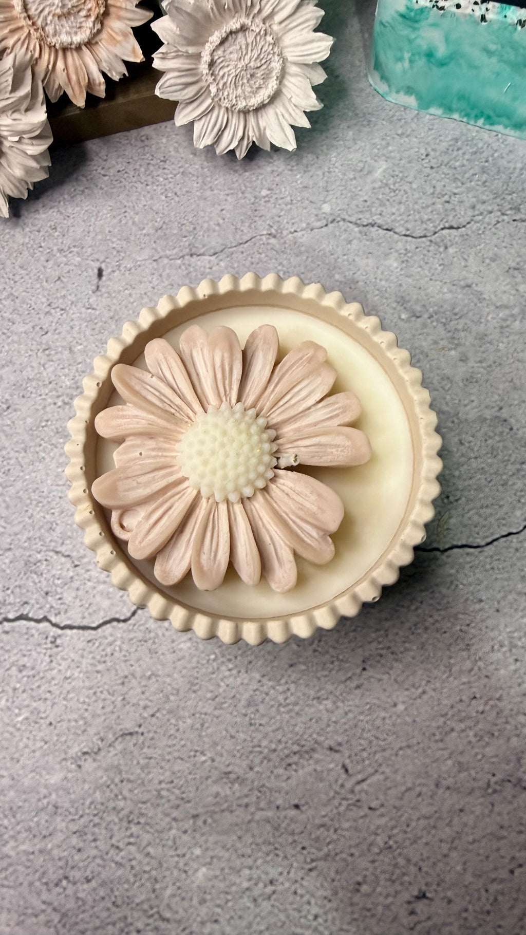 Mini Blush Pink Bloom Candle: Fig Scent