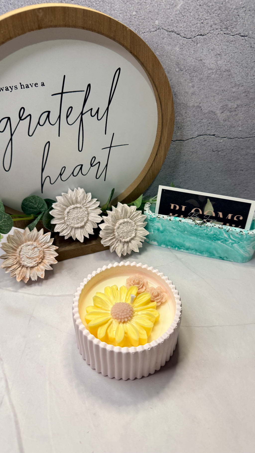 Bloom: Daisy/Rose Candle