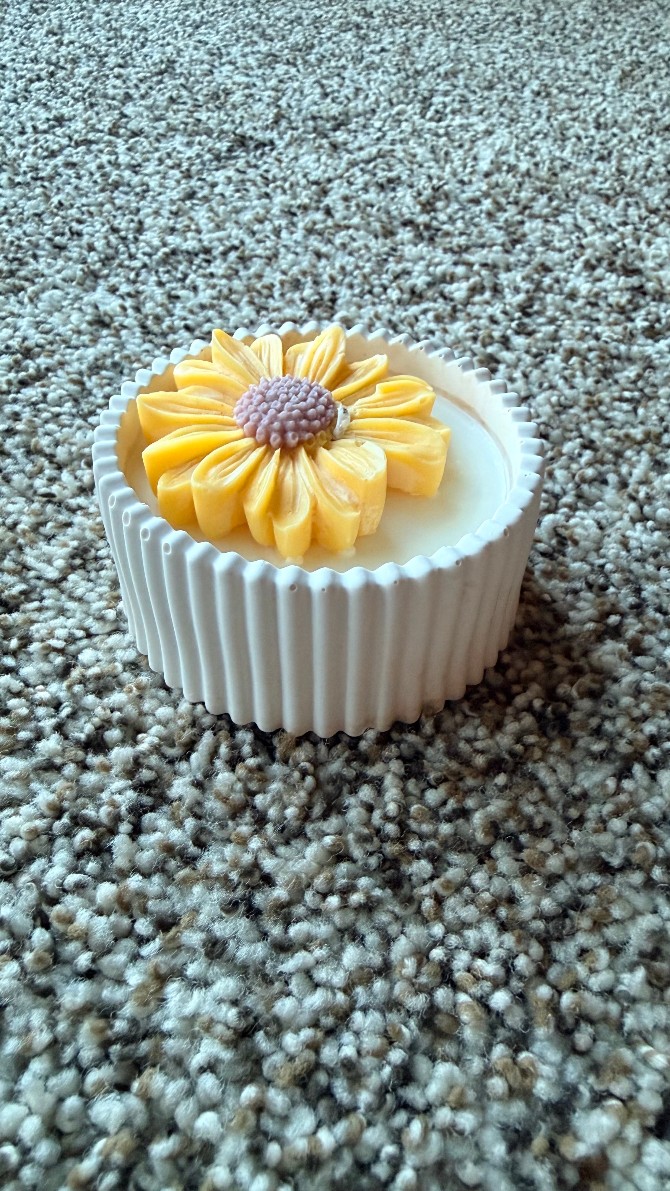 Sunshine Mini Bloom Candle