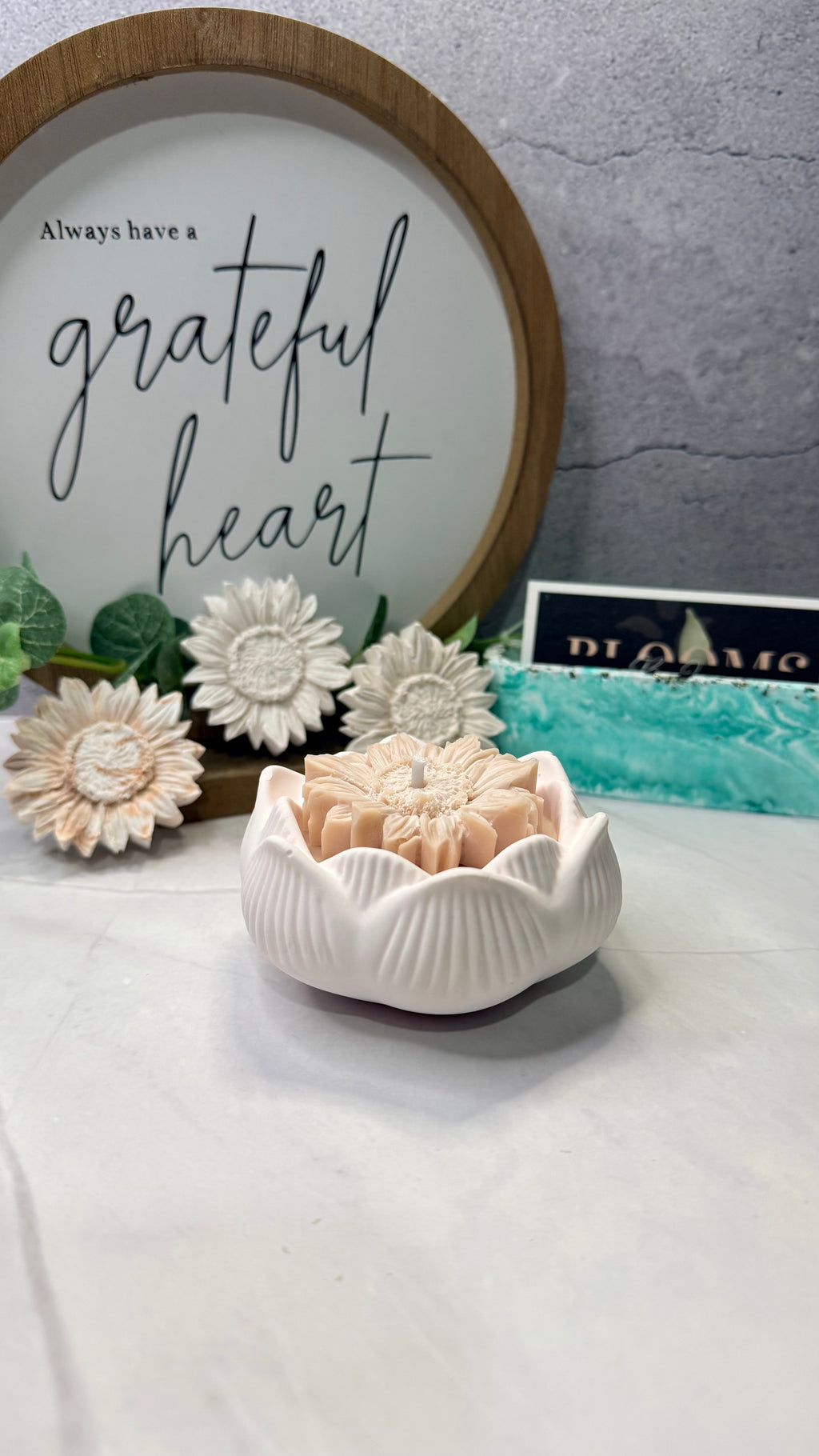 Small Bloom: Lotus Candle