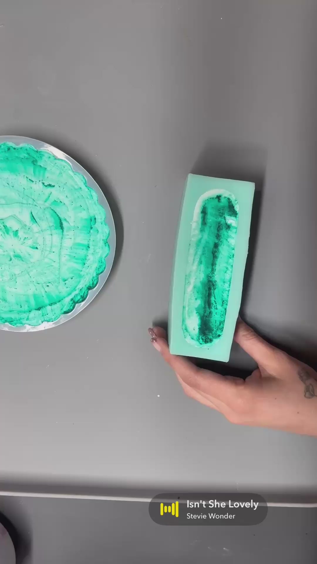 Sea Foam Green: Crystal Card Holder